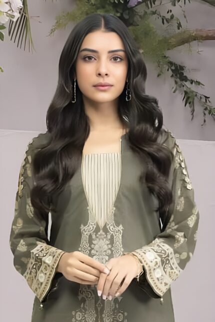 AlKaram 2Pc Printed Lawn Suit SS 38.1 Grey
