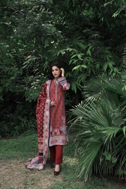 Gul Ahmed 3PC Unstitched Printed Khaddar Suit WR-22028