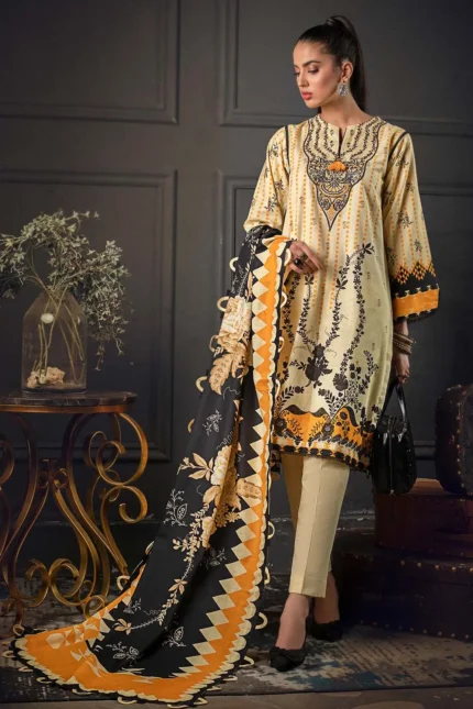 Gul Ahmed 3PC Unstitched Embroidered Khaddar Suit with Digital Printed Khaddar Dupatta K-12016