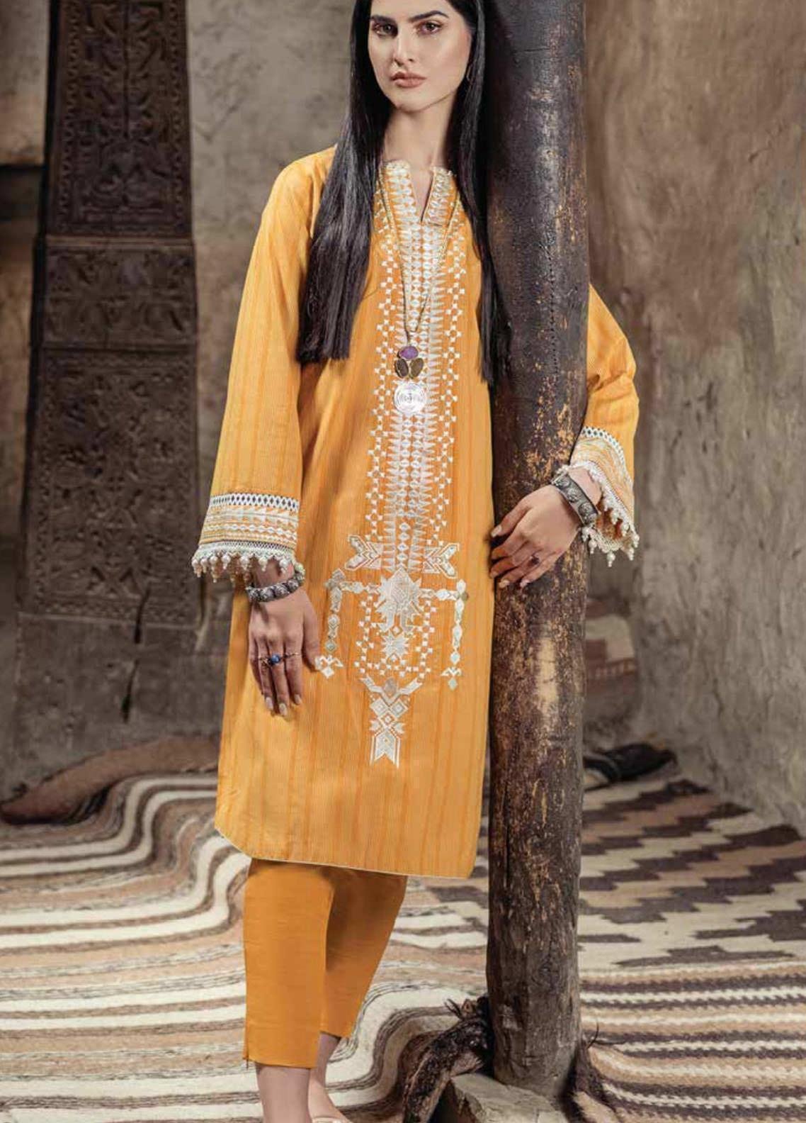 Al karam Embroidered Yarn Dyed Suit Unstitched 2 Piece FW-30 Yellow - Winter Collection Alkaram Embroidered Yarn Dyed Suit Unstitched 2 Piece FW-30 Yellow - Winter Collection